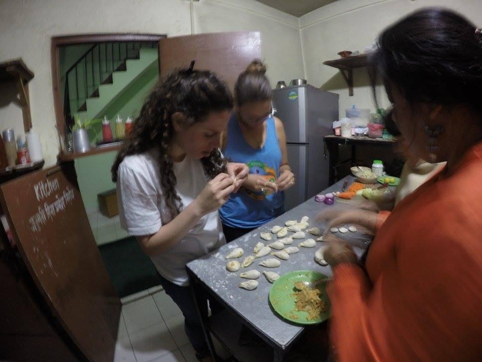 Hotel Sisters Home Катманду Екстериор снимка