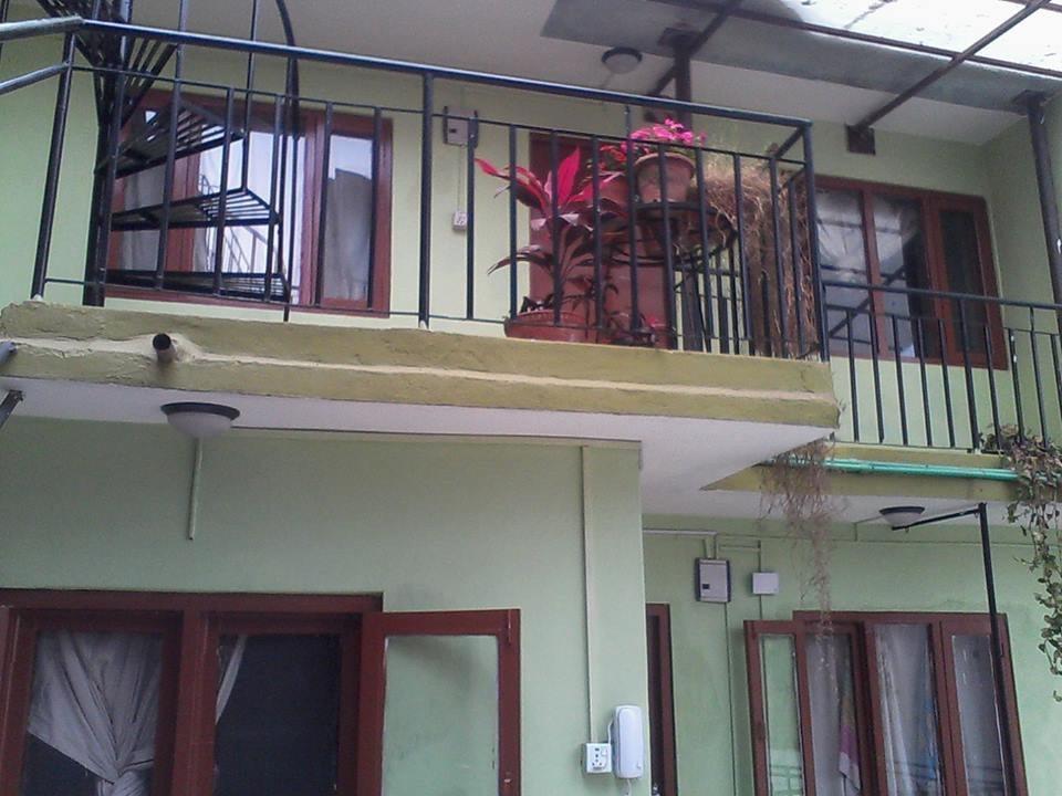 Hotel Sisters Home Катманду Екстериор снимка