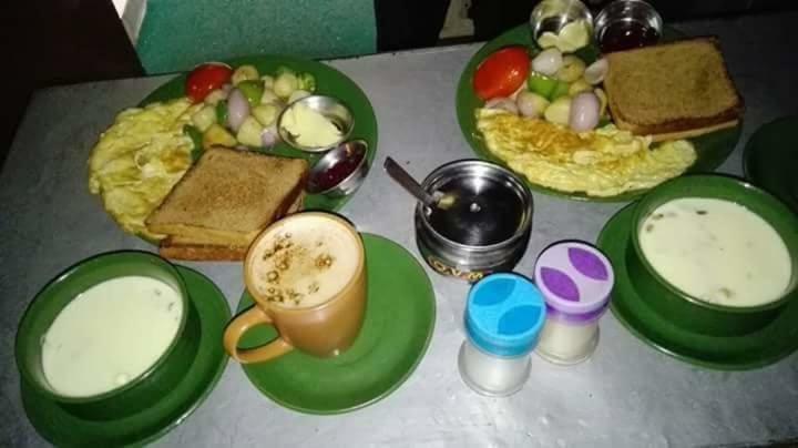 Hotel Sisters Home Катманду Екстериор снимка