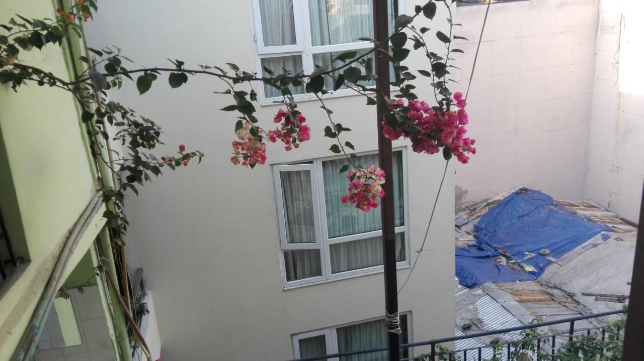 Hotel Sisters Home Катманду Екстериор снимка